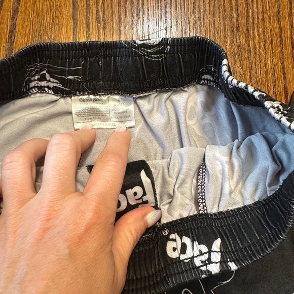 GAP Black Joggers Comfortable Lounge Pants - Picture 2 of 4